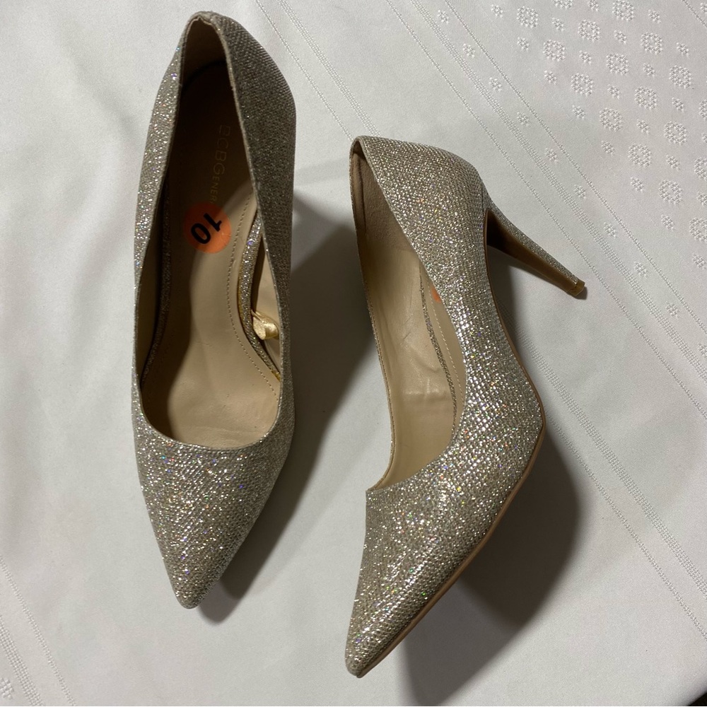 BCBG generation heels